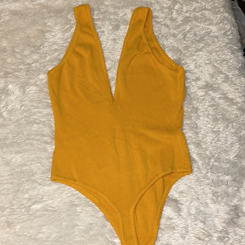 Time to vacay bodysuit FashionNova - Picture 3 of 3